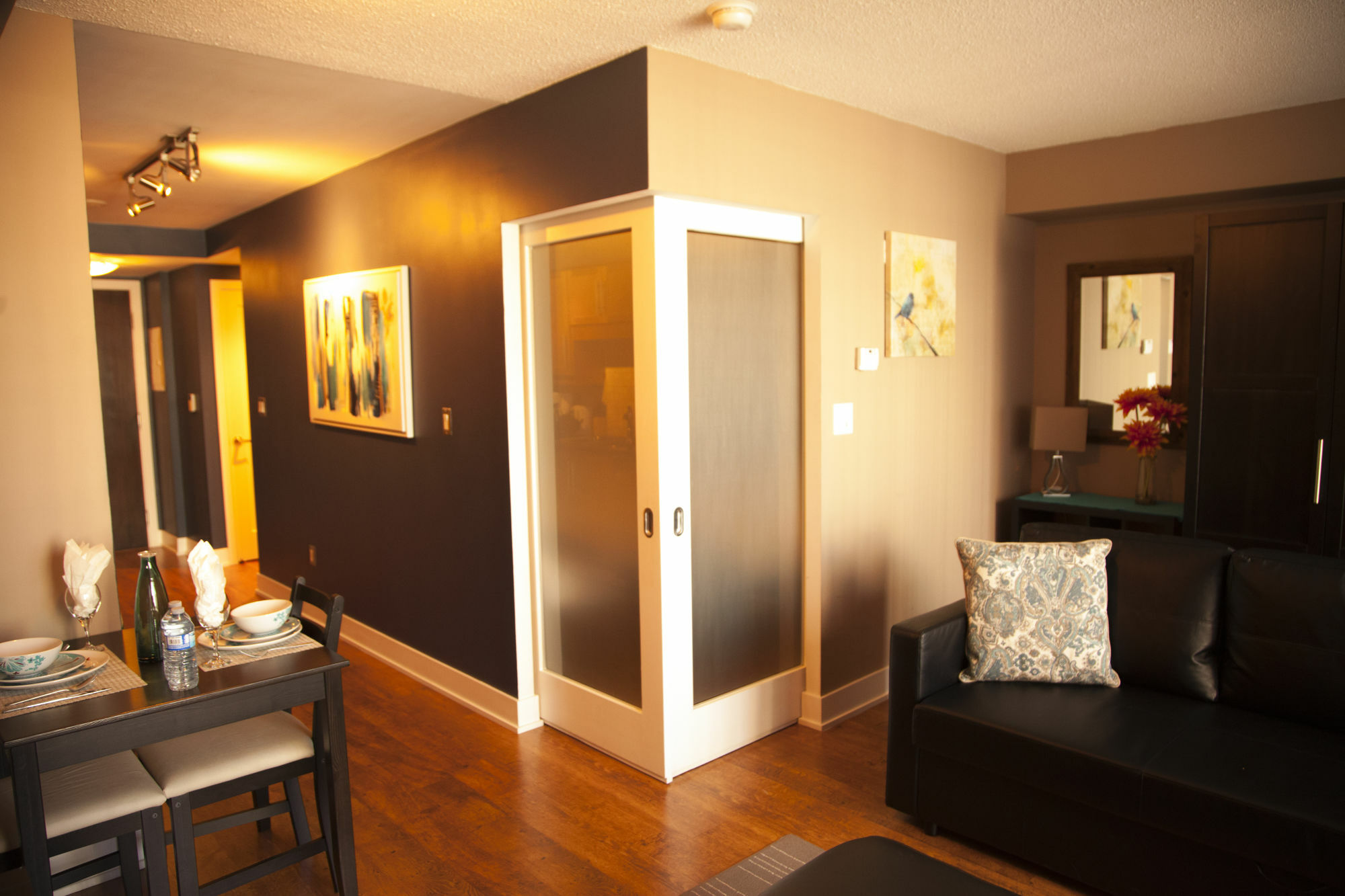 Red Maple Suites - Blue Jays Way Toronto Esterno foto