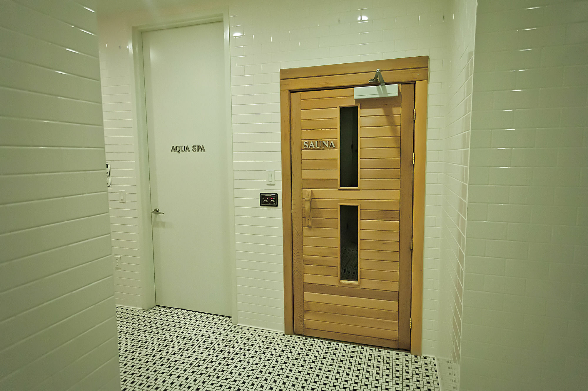 Red Maple Suites - Blue Jays Way Toronto Esterno foto